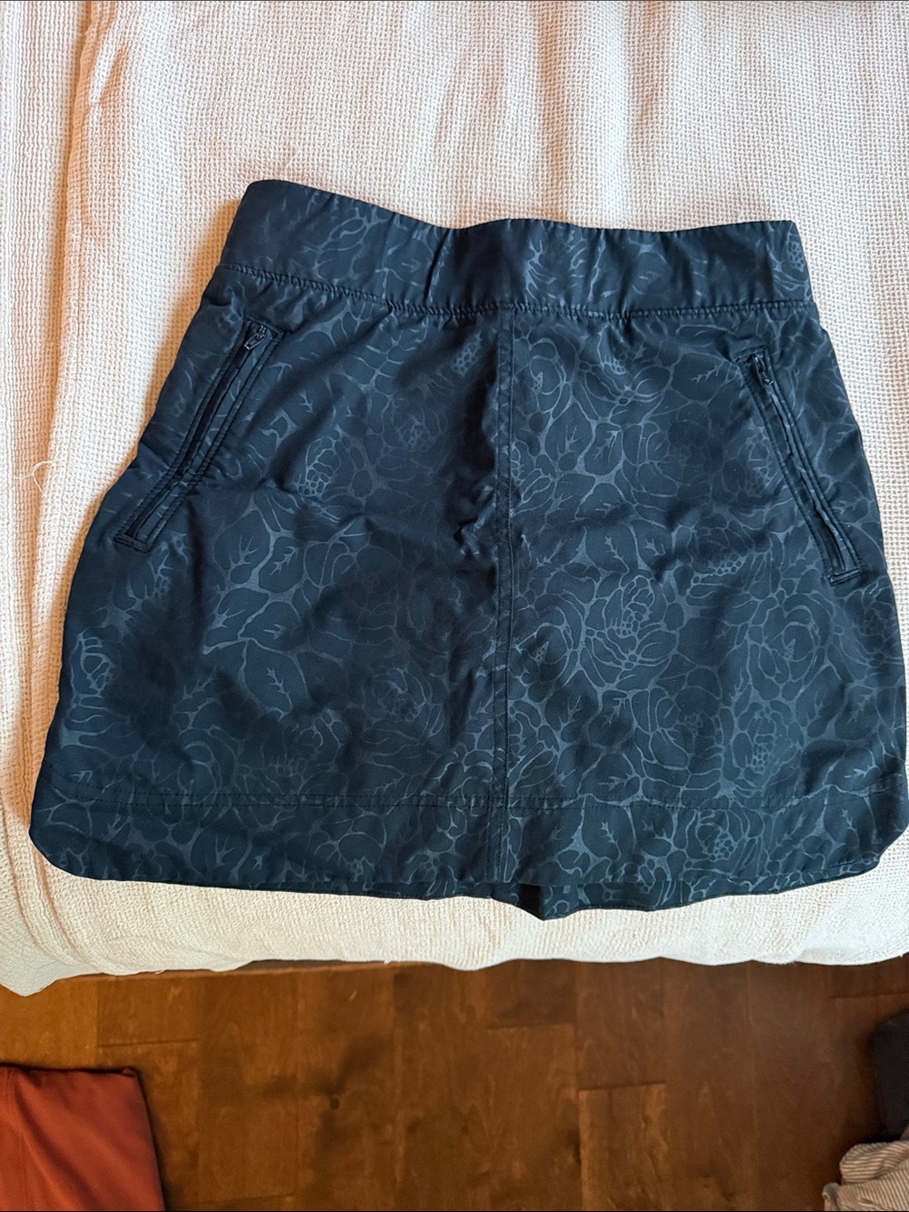 Orvis Black Floral Print Skort